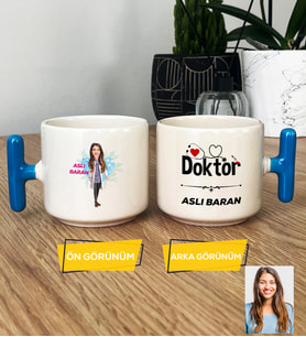 Kişiye Özel Karikatürlü Doktor Hediye T Kupa Bardak Kadın Doktora Hediye Tıp Bayramı Hediyesi (Mavi)
