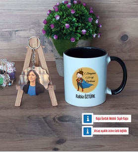 Öğretmenler Günü Hediyesi Kupa Bardak Beyaz ve Fotoğraflı Ahşap Anahtarlık Hediye (Model 11)