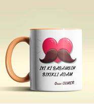 Kişiye Özel İyiki Babamsın Bıyıklı Adam Tema Siyah Kupa Bardak (Turuncu)