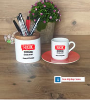 Hukuk Okuduğumu Söylemiş Miydim Hediyeleri Türk Kahvesi Fincanı Kırmızı, Kalemlik Kişiye Özel Hediye (Model 6)