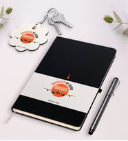 BK Gift Kişiye Özel Havacılık Ve Uçak Mühendisi Beyaz Defter Kalem Ve Anahtarlık Hediye Seti (Model 2)