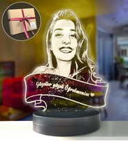 Sevgiliye , Arkadaşa , Kadınlara Özel Kişisel Profil Kesim 3d Modelli Gece Lambası Hediyesi (Beyaz)