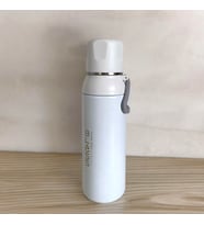 Yüksek Yalıtımlı Paslanmaz Çelik Bardaklı Sıcak/Soğuk 700 ML Termos (Beyaz)