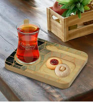 BK Gift Kişiye Özel Doğal Ahşap Kaşıklı Sunum Tabağı ve Heybeli Çay Bardağı Hediye Seti, Ev Hediyesi, Arkadaşa Hediye, Anneye Hediye, Doğum Günü Hediyesi (Model 17)