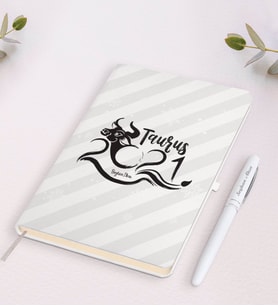 BK Gift Kişiye Özel 2024 Boğa Burcu Siyah Defter ve Kalem Hediye Seti (Beyaz)