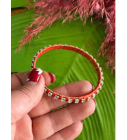 ZİRKON TAŞLI KADIN BİLEZİK ÇAP 6 CM (Turuncu)