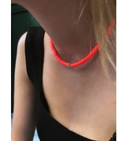 serapis accessories Tasarım Handemade Fimo Boncuklu Gold Detaylı Fosforlu Turuncu Kadın / Kız Koliye (Neon Turuncu)