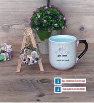 Yılın Annesi Kupa Bardak Beyaz ve Fotoğraflı Ahşap Anahtarlık Hediye (Model 10)
