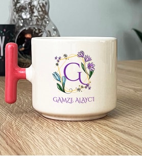 Kişiye Özel Çiçekli G Harfli Hediye T Kupa Bardak İsim Soyisim Yazılı (Pembe)