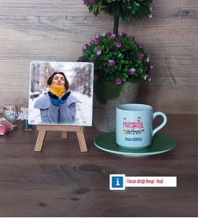Matematik Öğretmeni Fotoğraflı Dekoratif Taş, Ahşap Altlıklı Türk Kahvesi Fincanı Hediye (Model 9)