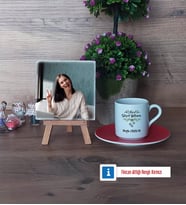 Yılbaşı Hediyesi Fotoğraflı Dekoratif Taş, Ahşap Altlıklı Türk Kahvesi Fincanı Hediye (Model 3)
