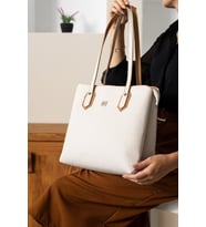 Just Polo Yeni Sezon 2 Bölmeli El ve Omuz Çantası 30x33cm MDS4028 (Krem-Taba)