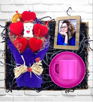 Kişiye Özel Fotoğraflı Set  MOR Kalp Buketi ve Kahve Fincanı (Pembe)