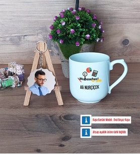 Muhasebeci Kupa Bardak Beyaz ve Fotoğraflı Ahşap Anahtarlık Hediye (Model 5)