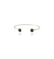 Kadir Jewellery 925 Ayar Gümüş Kaplama El İşçiliği Zirkon Taşlı Kadın Charm Bileklik (Siyah)