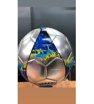 Parlak Dikişli Futbol Topu 5 Numara + Şişirme Pompası Hediyeli (Gümüş)