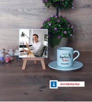 İngilizce Öğretmeni Fotoğraflı Dekoratif Taş, Ahşap Altlıklı Türk Kahvesi Fincanı Hediye (Model 2)