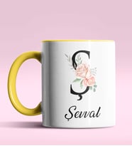 Kişiye Özel Ş Harfi Temalı Gül Tasarım Siyah Renk Kupa (Sarı)