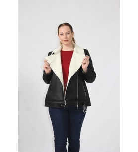 Kısa İçi Kürklü Eteği Kemer Detaylı Kaban (Siyah)
