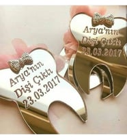 Kişiye Özel Pleksi Diş Çıktı Magnet Hatıra (Gümüş)