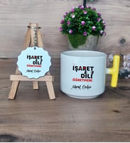 İşaret Dili Öğretmeni Hediye Seti Kupa Bardak T Kulplu ve Anahtarlık Öğretmenler Günü Hediyesi (Model 5)