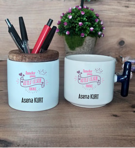 Anneler Günün Kutlu Olsun Anne Hediye Sepeti Kupa Bardak T Kulplu, Kalemlik Hediyeleri Anneye Doğum Günü Anneler Günü Hediyesi (Model 2)