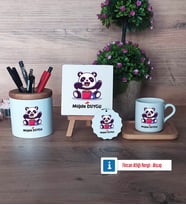 Sevimli Panda Hediye Seti Dekoratif Taş, Kalemlik, Ahşap Altlıklı Türk Kahvesi Fincanı, Ahşap Anahtarlık Hediye (Model 1)