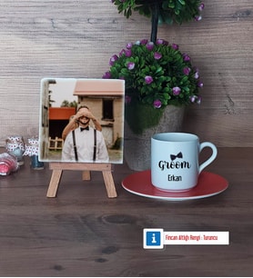 Groom Fotoğraflı Dekoratif Taş, Ahşap Altlıklı Türk Kahvesi Fincanı Hediye (Model 8)