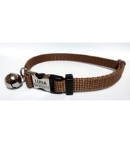 Metal Kilitli Kedi tasması, kedi künyesi, kedi isimlik, isimli kedi tasması, köpek tasması, isimli köpek tasması, köpek künyesi, köpek isimlik (Kahverengi)