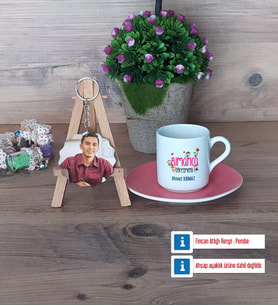 Almanca Öğretmeni Türk Kahvesi Fincanı Ahşap Altlıklı ve Fotoğraflı Ahşap Anahtarlık Hediye (Model 6)