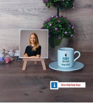 Felsefe Öğretmeni Fotoğraflı Dekoratif Taş, Ahşap Altlıklı Türk Kahvesi Fincanı Hediye Öğretmenler Günü Hediyesi (Model 2)