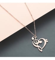 Kişiye Özel 925 Ayar Gümüş Kalpli  Müzik Notası Kolye Renk Seçenekleriyle (Rose)