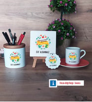 Öğretmenler Günü Hediyesi Hediye Seti Dekoratif Taş, Kalemlik, Ahşap Altlıklı Türk Kahvesi Fincanı, Ahşap Anahtarlık Hediye (Model 8)
