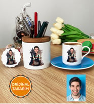 Kişiye Özel Karikatürlü Doğum Günü Hediyesi Hediye Seti Türk Kahvesi Fincanı, Kalemlik, Anahtarlık Babaya Abiye Erkek Sevgiliye Hediye (Mavi)
