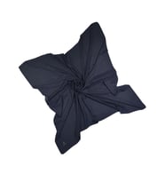 Mısırlı Eşarpları Queen Krep Simli Kadın Eşarp 110x110 cm (Lacivert)