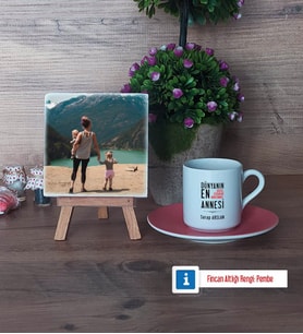 Anneler Günü Hediyesi Fotoğraflı Dekoratif Taş, Ahşap Altlıklı Türk Kahvesi Fincanı Hediye (Model 6)