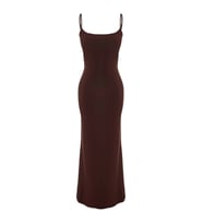 Moda Askılı Kare Yaka Maxi Elbise Mor Fitted Vücuda Oturan Askılı Maxi Esnek Örme Kalem Elbise (Kahverengi)