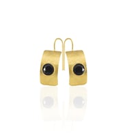 Kadir Jewellery 22 Ayar Altın Kaplama Kadın Minimal Küpe -El İşçiliği Ve Hipoalerjenik Küpe (Siyah)