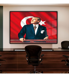 Metal Çerçeveli Yatay Cam Ofis Duvar Tablosu Atatürk Portresi (Siyah)