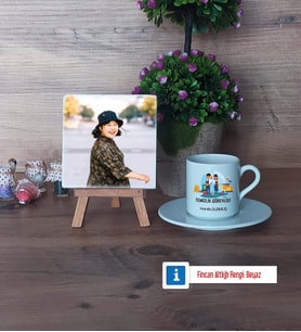 Temizlik Görevlisi Fotoğraflı Dekoratif Taş, Ahşap Altlıklı Türk Kahvesi Fincanı Hediye (Model 2)