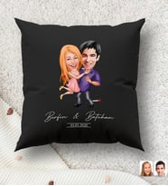 BK Gift Kişiye Özel Sevgililer Karikatürlü Premium Kumaş Siyah Kırlent Yastık, Ev Hediyesi, Ev Dekorasyonu, Kişiselleştirilmiş Yastık, Dekoratif Hediye (Model 3)