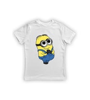 Minions baskılı pamuklu penye kumaş yazlık çocuk tişört (Beyaz)