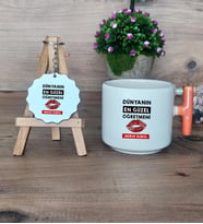Dünyanın En Güzel Öğretmeni Hediye Seti Kupa Bardak T Kulplu ve Anahtarlık Öğretmenler Günü Hediyesi (Model 7)