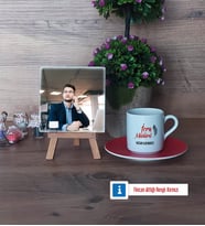 İcra Müdürü Fotoğraflı Dekoratif Taş, Ahşap Altlıklı Türk Kahvesi Fincanı Hediye (Model 3)