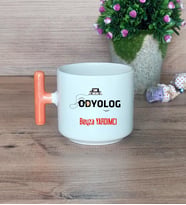 Odyolog Hediye Sepeti Kupa Bardak T Kulplu, Kalemlik ve Ahşap Telefon Standı Tıp Bayramı Hediyesi (Model 7)