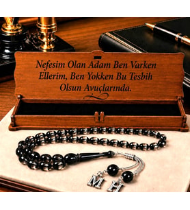 Kişiye Özel Babaya,Sevgiliye Hediye Metal Harfli Sürmeli  Toz Kehribar Tesbih [ 5 Renk ] (Siyah)