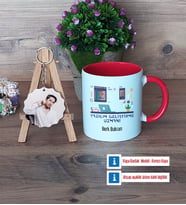 Yazılım Geliştirme Uzmanı Kupa Bardak Beyaz ve Fotoğraflı Ahşap Anahtarlık Hediye (Model 2)