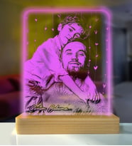Kişiye Özel Resimli Dikey Dikdörtgen Ahşap Altlıklı Led Gece Lambası (Pembe)