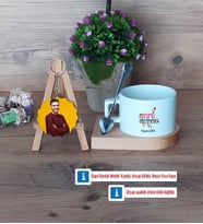 Drama Öğretmeni Kupa Bardak Beyaz ve Fotoğraflı Ahşap Anahtarlık Hediye (Model 8)
