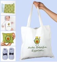 eJOYA Bebeklere Özel Çantasında Kişiye Özel Battaniye Zıbın Yastık Ve Patik Bebek Hediye Seti 109901 (Mavi)